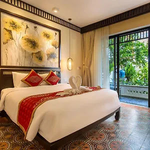 Field Boutique & Hoi An